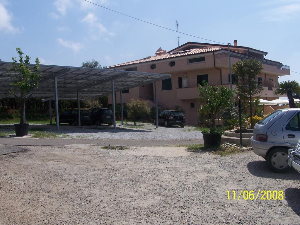 Residence Floritalia - Ricarica Auto Elettriche Santa Domenica  Exterior photo
